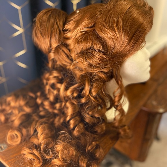 Princess Belle Disney wig - Picture 7 of 9
